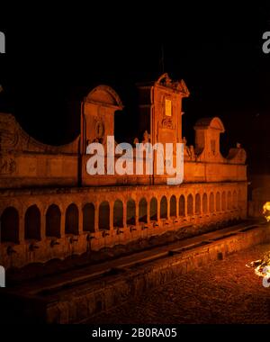 Fontana di ranfonte durante la tradizionale processione Del Venerdì Santo, Leonforte Foto Stock