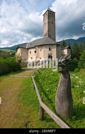 Castello di Monguelfo, Castello di Welsperg, Val Pusteria, Trentino Alto Adige, Italia Foto Stock