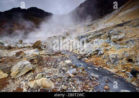 Sorgenti termali dell'area geotermica Krysuvik, Islanda, Krysuvik Foto Stock