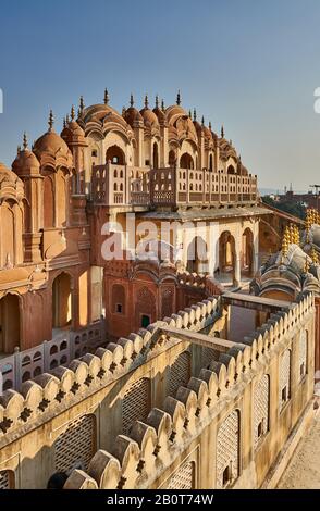 Retro del Palazzo dei Venti, Hawa Mahal, Jaipur, Rajasthan, India Foto Stock