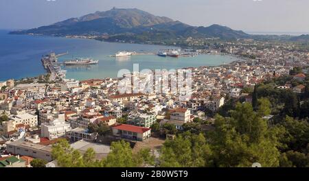 Vista sulla città di Zante con porto e molo, isola di Zante, Grecia Foto Stock