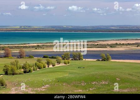 Veduta aerea dal faro di Dornbusch sull'isola di Hiddensee nel Mar Baltico, Meclemburgo-Pomerania Occidentale / Mecklenburg-Vorpommern, Germania Foto Stock