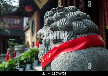 Sculture Nel Tempio Del Buddha Di Giada, Puxi, Shanghai, Cina, Asia Foto Stock