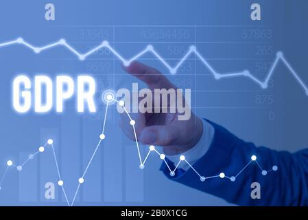 Scrittura a mano del testo Gdpr. Regolamentazione concettuale della fotografia che protegge i dati dimostrabili e la privacy dei cittadini dell'UE Foto Stock