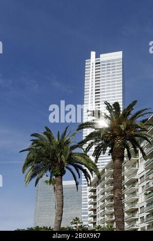 Grattacieli direttamente sulla spiaggia, vicino '69 ST ', Miami South Beach, Florida, USA, Foto Stock