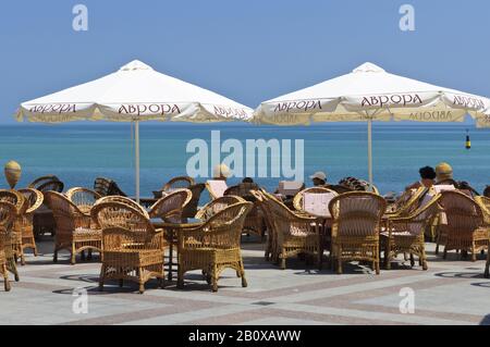 Caffè al lungomare di Nab Lenina, Yalta, Crimea, Ucraina, Europa dell'Est, Foto Stock