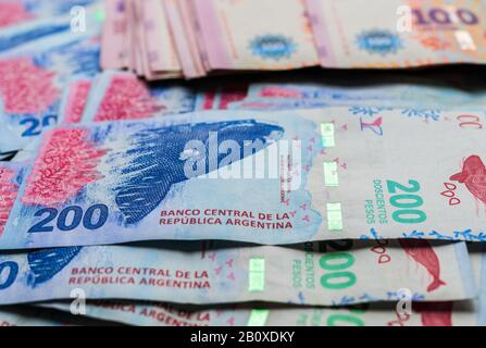 Primo piano di denaro argentino, 200 pesos fatture. Foto Stock