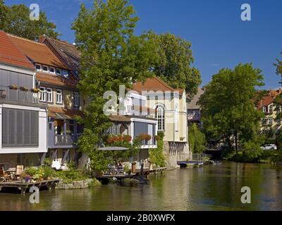 Case e piccole sinagoga sul torrente Gera di Erfurt, Turingia, Germania, Foto Stock