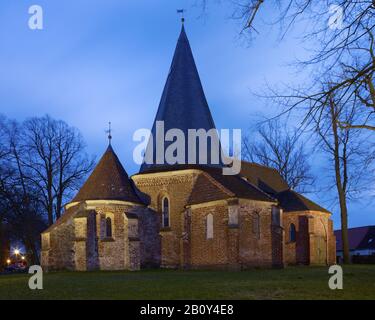 Oktogonkirche S. Maria E Laurentius A Ludorf / Müritz, Mecklenburg Distretto Dei Laghi, Mecklenburg-Vorpommern, Germania, Foto Stock