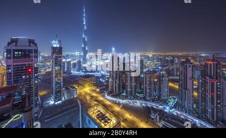 Centro Città Con Burj Khalifa E Business Bay, Dubai, Emirati Arabi Uniti, Foto Stock