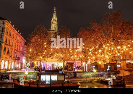 Mercatino di Natale nella città di Strasburgo, regione Alsazia, Francia Foto Stock