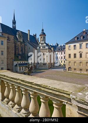 Cortile con chiesa collegiata e castello S. Georg vom Agnesgarten, Altenburger Schloss, Turingia, Germania, Foto Stock