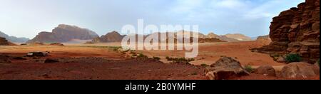 Khor El Ajram A Wadi Rum, Provincia Di Aqaba, Giordania, Medio Oriente, Foto Stock