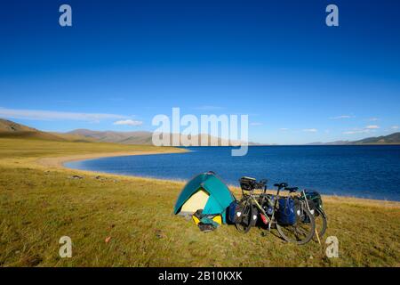 Campeggio Sul Lago Terkhiin Tsagaan, Mongolia Foto Stock