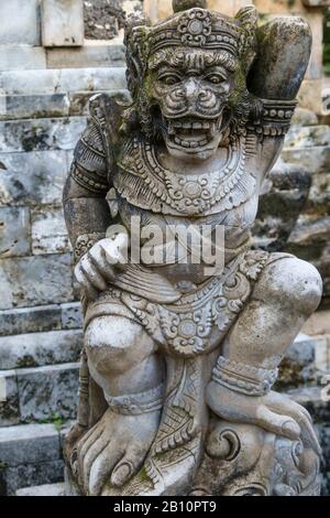 Statua Di Hanuman, Tempio Di Uluwatu, Pecatu, Bali, Indonesia, Asia Foto Stock