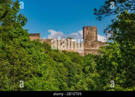 Rovine del castello medievale di Bolkow, Bassa Slesia, Polonia Foto Stock