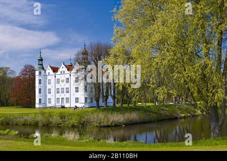 Castello Di Ahrensburg, Distretto Di Stormarn, Schleswig-Holstein, Germania Foto Stock