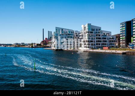 Havneholmen, moderni edifici di appartamenti, Isole Brygge, Sydhavnen, Copenhagen, Danimarca Foto Stock