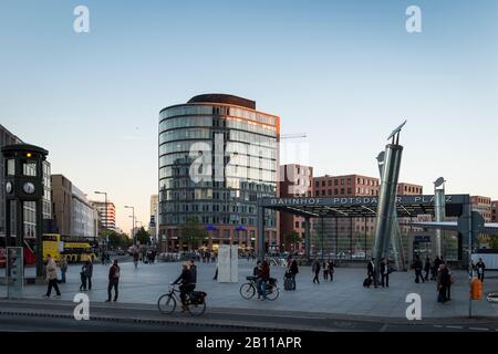 Potsdamer Strasse A Potsdamer Platz, Mitte Tiergarten, Berlino, Germania Foto Stock
