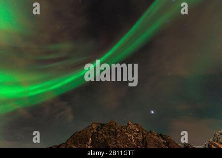 Aurora Su Andenes, Andøya Island, Vesterålen, Norvegia Foto Stock