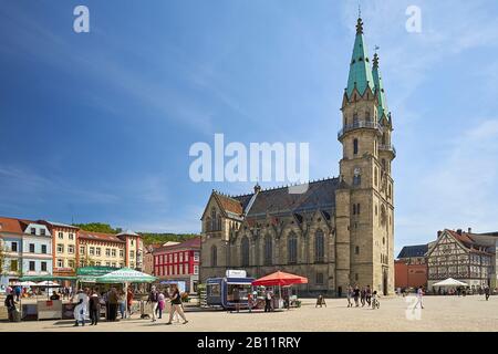 Città Chiesa Di Nostra Signora sulla piazza del mercato a Meiningen, Turingia, Germania Foto Stock