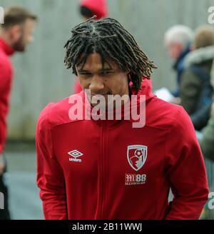 Turf Moor, Burnley, Lanchashire, Regno Unito. 22nd Feb, 2020. Calcio Inglese Premier League, Burnley Contro Afc Bournemouth; Nathan Aké Di Bournmouth Credit: Action Plus Sports/Alamy Live News Foto Stock