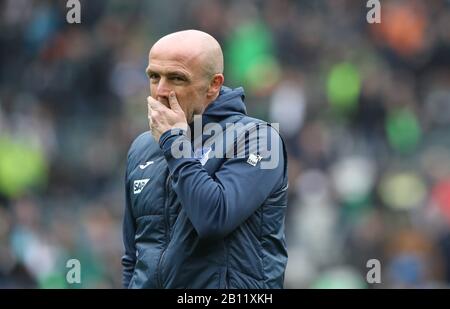 Monchengladbach, Germania. 22nd Feb, 2020. Monchengladbach, Germania, 22nd Feb 2020. Gladbach, Borussia Monchengladbach - TSG Hoffenheim coach Alfred SCHREUDER, Hoffenheim, delusione | utilizzo nel mondo credito: DPA Picture Alliance/Alamy Live News credito: DPA Picture Alliance/Alamy Live News credito: DPA/Alamy Live News Foto Stock