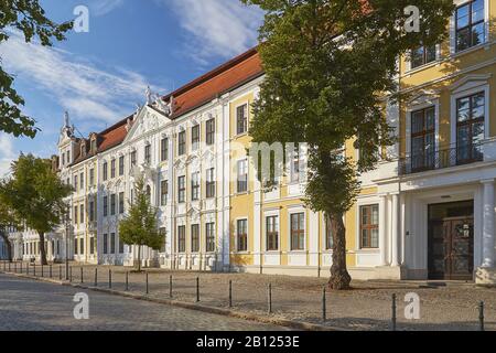 Edificio Del Parlamento Su Domplatz, Magdeburg, Sassonia-Anhalt, Germania Foto Stock