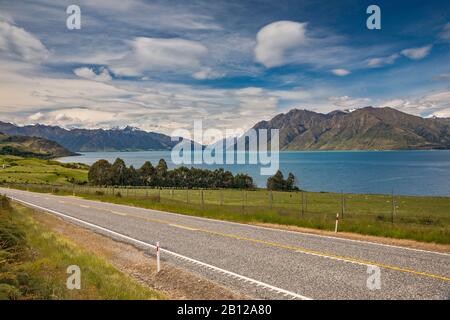 Lago Di Hawee, Vista Dal Makarora Lake Hawee Road, Otago Region, South Island, Nuova Zelanda Foto Stock