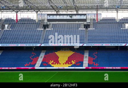 Vista sul moderno parco giochi dello stadio FC Red Bulls di Salisburgo Foto Stock