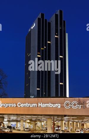 Radisson Blu Hotel, Recentemente Rinnovato, 32 Piani, Dammtorbahnhof, Quartiere Hamburg-Mitte, Amburgo, Germania, Europa Foto Stock