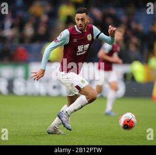 Turf Moor, Burnley, Lancashire, Regno Unito. 22nd Feb, 2020. Calcio inglese Premier League, Burnley contro AFC Bournemouth; Dwight McNeil di Burnley con il credito palla: Action Plus Sports/Alamy Live News Foto Stock