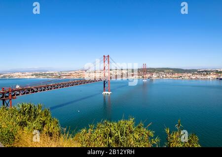 Ponte 25 De Abril,Lisbona,Portogallo,Europa Foto Stock