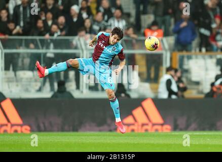 Vodafone Park, Istanbul, Turchia. 22nd Feb, 2020. Guilherme di Trabzonspor durante Besiktas contro Trabzonspor su Vodafone Park, Istanbul, Turchia. Kim Price/Csm/Alamy Live News Foto Stock