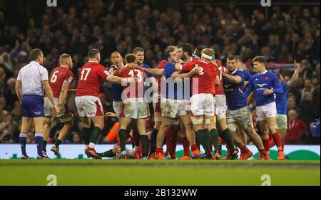 Millennium Stadium, Cardiff, Glamorgan, Regno Unito. 22nd Feb, 2020. International Rugby, Six Nations Rugby, Galles contro Francia; Temps si infiammata al fischio finale Credit: Action Plus Sports/Alamy Live News Foto Stock