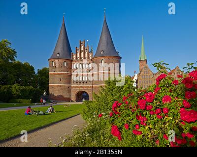 Holsten Gate, Città Anseatica Di Lubeck, Schleswig-Holstein, Germania Foto Stock