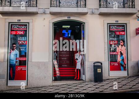 negozio di occhiali da sole ray ban a lisbona Foto Stock