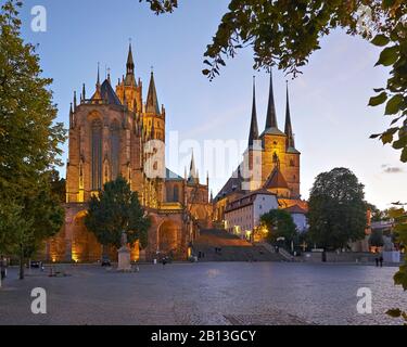 Cattedrale di Santa Maria e Chiesa di San Severus sulla Piazza della Cattedrale di Erfurt, Turingia, Germania Foto Stock