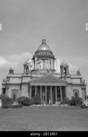 Nel 1980 circa Leningrado (San Pietroburgo), la cattedrale di Sant'Isacco, la più grande cattedrale ortodossa della città. Primo piano Foto Stock