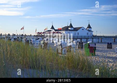 Molo Di Ahlbeck, Usedom, Mecklenburg Western Pomerania, Germania Foto Stock