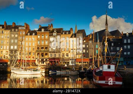 Piccola città portuale di le Havre in Normandia, Francia Foto Stock