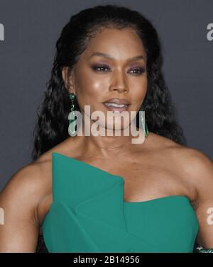 Angela Bassett arriva al 51st NAACP Image Awards che si è tenuto presso il Pasadena Civic Auditorium di Pasadena, CA sabato 22 febbraio 2020. (Foto di Slanlee B. Mirador/Sipa USA) Foto Stock