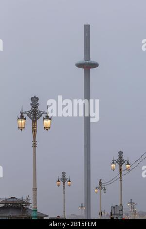 Brighton i360 al tramonto a Brighton Foto Stock