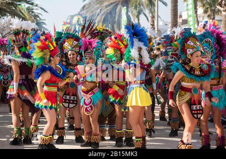 SITGES BARCELONA 2020/ CARNAVAL DE SITGES RÚA INFANTIL 23/02/200 Foto Stock