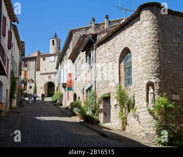 Cordes Sur Ciel, Tarn, Midi Pyrenees Regione, Francia, Europa Foto Stock