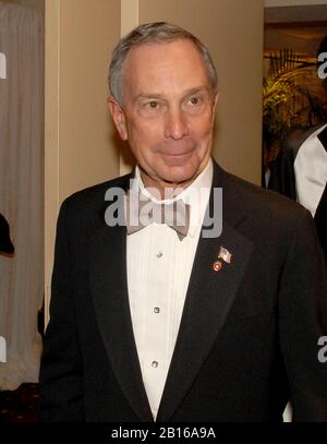 Washington, D.C. - 21 aprile 2007 -- il sindaco Michael Bloomberg di New York City partecipa alle feste prima della cena 2007 della White House Corresponded Association al Washington Hilton di Washington, D.C. il sabato sera, 21 aprile 2007..Credit: Sachs/CNP /MediaPunch (NOTA: NON CI SONO GIORNALI DI NEW YORK O NEW JERSEY O GIORNALI ALL'INTERNO DI UN RAGGIO DI 75 MIGLIA DELLA CITTÀ DI NEW YORK) Foto Stock