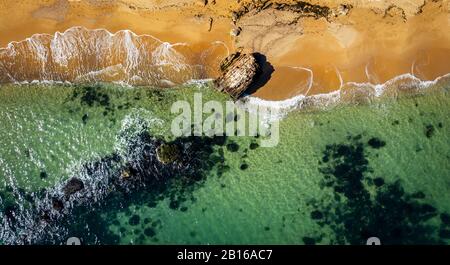 Foto aerea vista dall'alto dal drone volante. Foto Stock