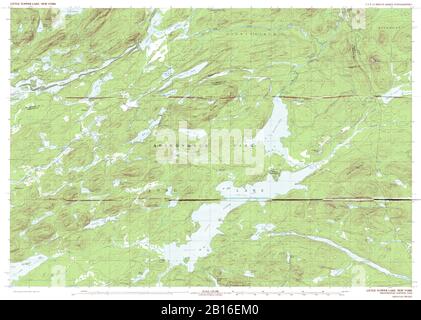 Vista molto dettagliata della mappa topografica del 1990 per Little Tupper Lake, NY Foto Stock