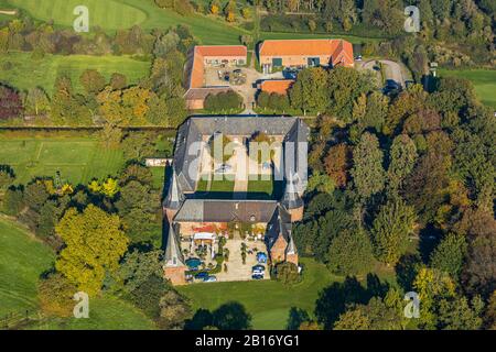 Veduta Aerea, Castello Dell'Aia, Campo Da Golf Gelderland, Campo Da Golf, Geldern, Basso Reno, Renania Settentrionale-Vestfalia, Germania, Bartelter Weg, Birreria All'Aperto, Cast Foto Stock