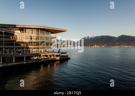 Vancouver, CANADA - 19 FEBBRAIO 2020: Canada Place Trade and Convention Center. Foto Stock